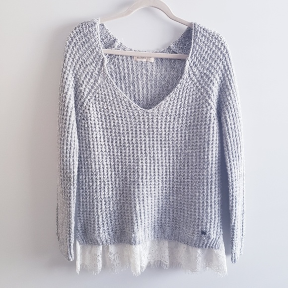 Hollister Sweaters - HOLLISTER Chunky Knit Lace Hem Sweater